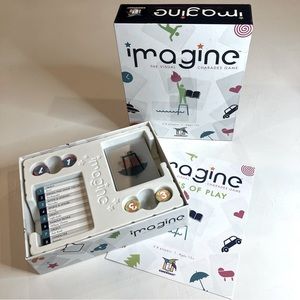 Gamewright | Imagine The Visual Charades Card Game